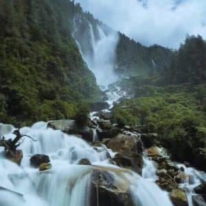 Mawu Waterfall, Anini